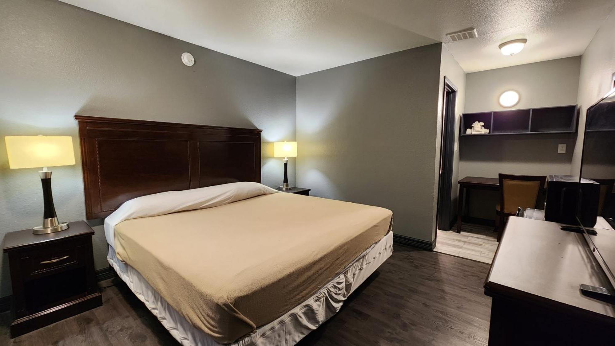 Merit Inn And Suites Μπόμοντ Εξωτερικό φωτογραφία