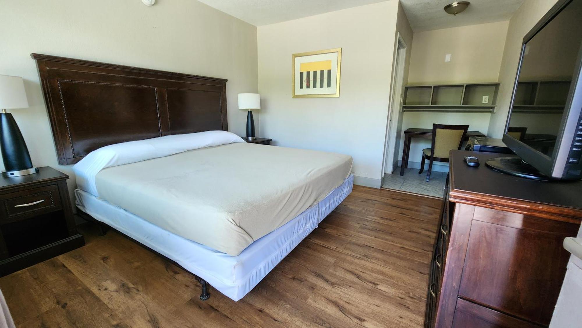 Merit Inn And Suites Μπόμοντ Εξωτερικό φωτογραφία